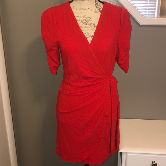 Speechless Dresses & Skirts - Speechless Red wrap dress Size Small